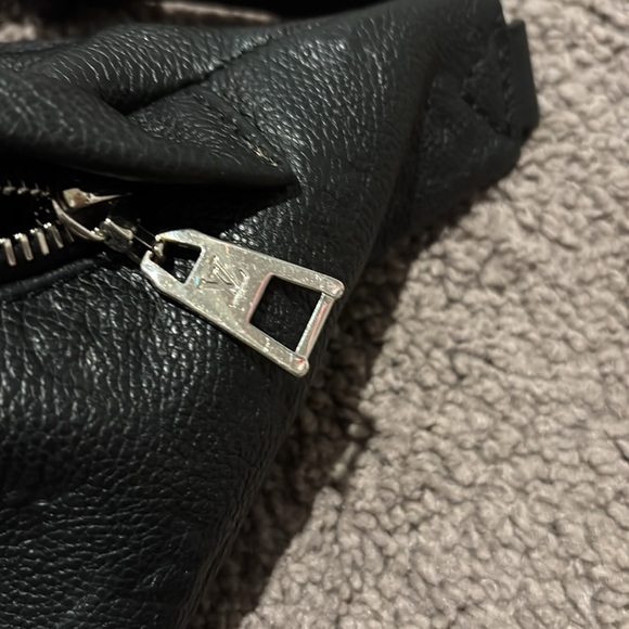 LOUIS VUITTON 
Empreinte Uniformes BumBag Black - Picture 2 of 11